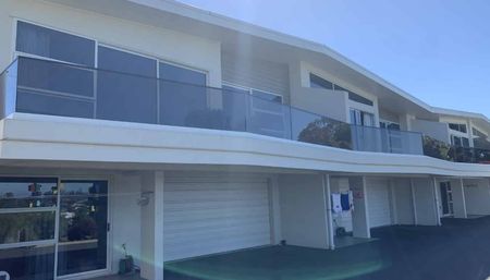 Location ....... - Photo 4