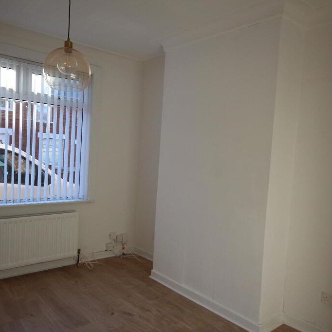 48 Glenside Parade, Belfast, BT14 8AH - Photo 1