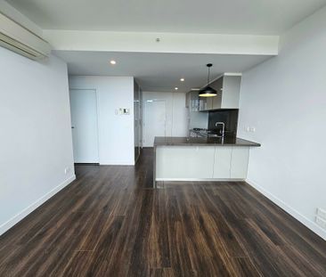 326/70 Batesford Road, Chadstone VIC 3148 - Apartment For Rent | Do... - Photo 1