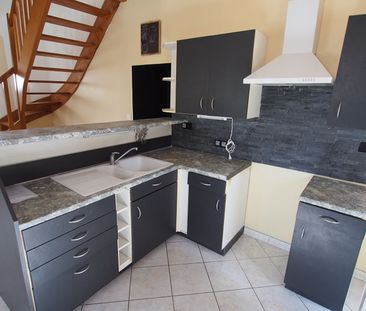 Location Maison 4 pièces 75m² - Photo 2