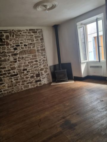 Location Maison 5 pièces 71m² LES VANS 07140 - Photo 3