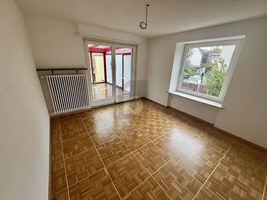 MIT WINTERGARTEN, GARAGE UND GARTEN! - Foto 1