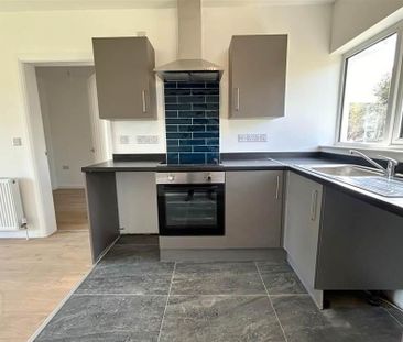 27 Skipperstone Drive, Bangor, BT19 7HU - Photo 3