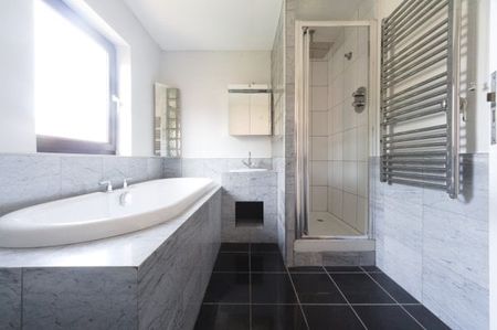 Pine Court, Impington - Photo 3