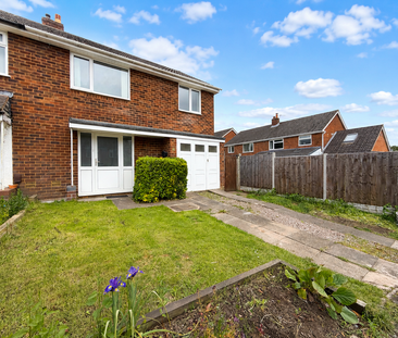 3 bedroom semi-detached house to rent - Photo 2