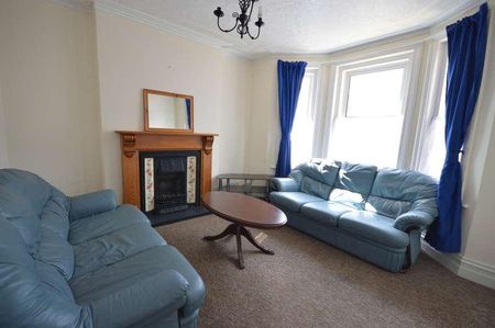 Brassey Road, Winton, Bournemouth, BH9 - Photo 2