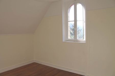 Location Maison 8 pièces 163m² VERNEUIL EN HALATTE 60550 - Photo 4