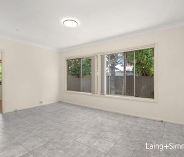 Large Family Home in Quiet Cul-De-Sac - Photo 2