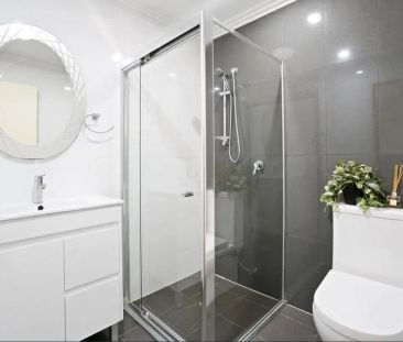 “Well Presented 4 Bedroom Townhouse Close to Blacktown CBD!” - Photo 4