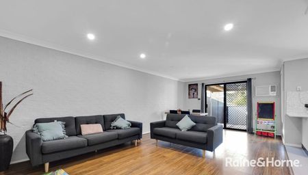 2/36 Bernardo Street, Rosemeadow, NSW 2560 - Photo 3