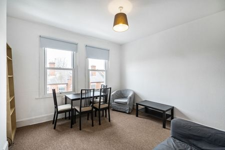 Theatre Street, London, SW11 - Photo 2