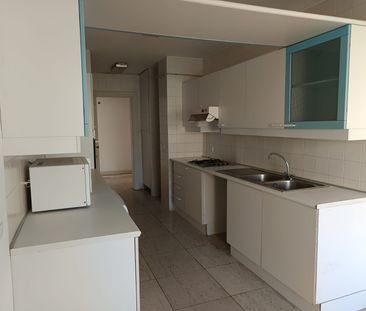 Apartamento T3 no Bairro do Rosário com Vista para o Jardim - Photo 2