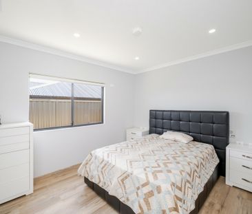 As new family home - ideal locaton - Photo 6