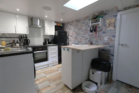 Gosport Road Fareham Unfurnished - Photo 4