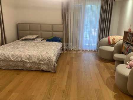 Large, Furnished, Five-Bedroom House - BSB - Photo 5