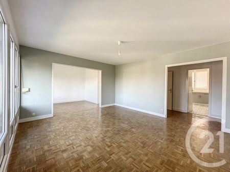 Location Appartement 3 pièces 75m² LA NEUVILLETTE 51100 - Photo 5
