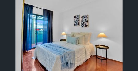 Brilliant Location - Photo 3