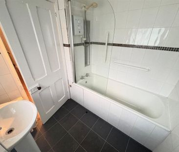 Longdown, Exeter - Photo 4