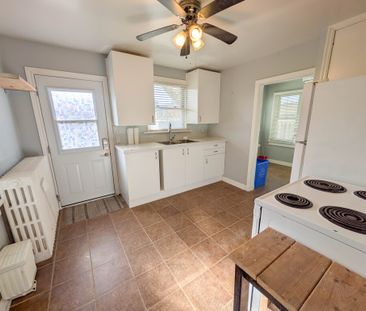 Spacious 2-Bedroom Apartment Minutes from Niagara Falls Attractions! - Photo 2