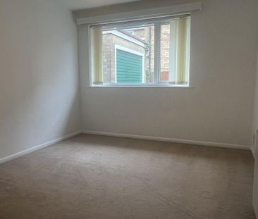 2 bedroom bungalow to rent - Photo 3