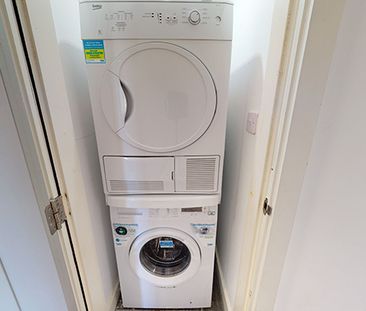 Flat 12, 16-18 Grinfield Street, University Campus - Photo 1