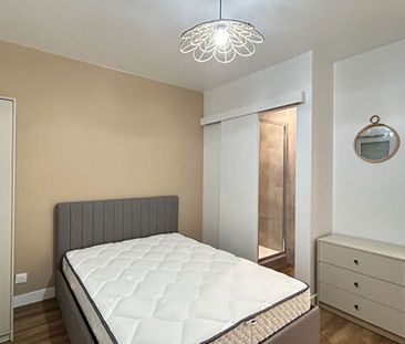 Appartement 5 pièces 103m2 REIMS 1 700 euros - Photo 5