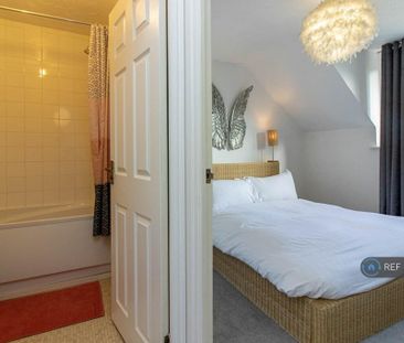 2 bedroom terraced house to rent - Photo 4