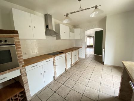Location Maison 4 pièces 100m² SOREDE 66690 - Photo 3
