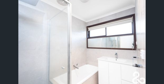 Neat Two-Bedroom Unit in Prime Lalor Location - Photo 1