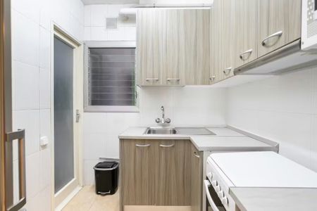 Carrer de Pavia, Barcelona, Catalonia 08028 - Photo 3