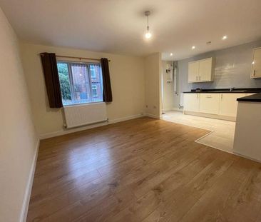 2 bedroom end of terrace house to rent - Photo 1