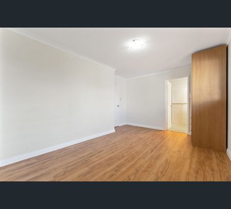 23 Blue Gum Place, Midvale, WA 6056 - Photo 2