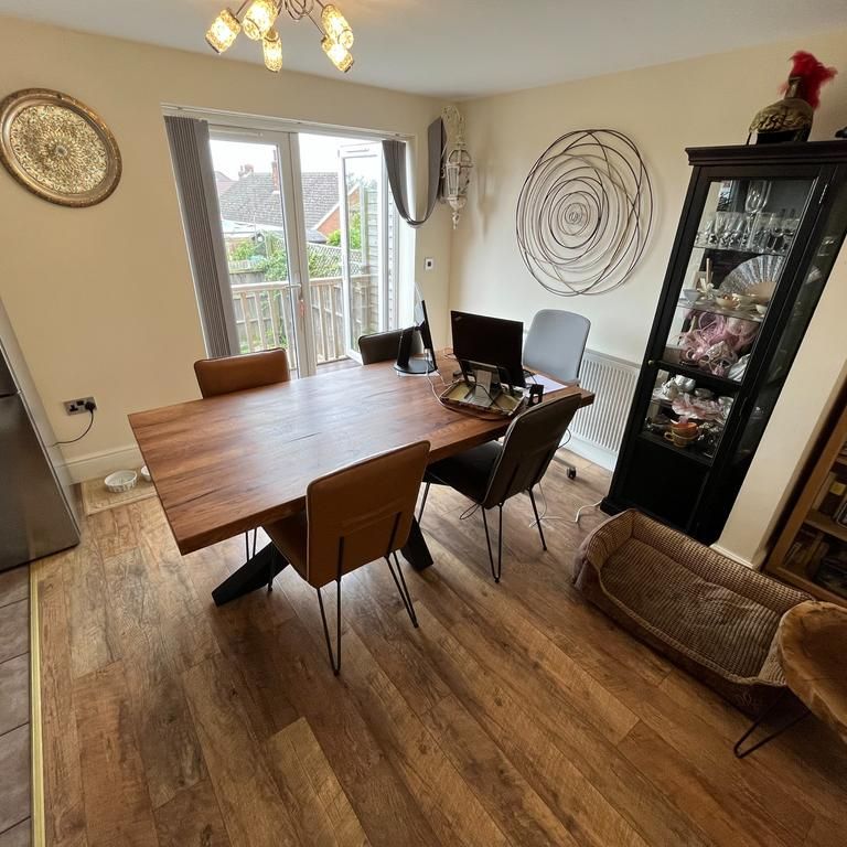 3 bedroom detached house to rent - Photo 1