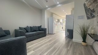 Room 6, Terry Road, Coventry - Photo 5