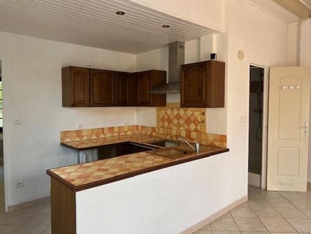 Location Appartement 2 pièces 33m² STE ANASTASIE SUR ISSOLE 83136 - Photo 5