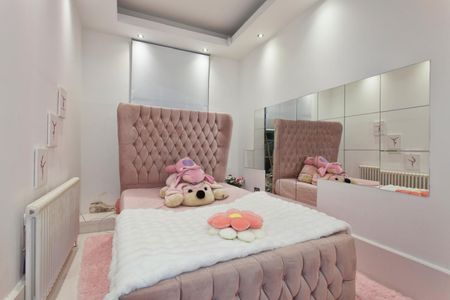 2 bedroom Flat To Let Total Size: 1055 SQ FT - Photo 5