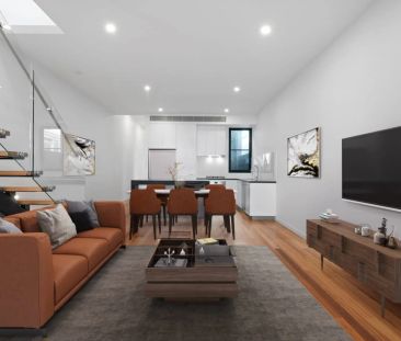 Vibrant Victorian with Bayside Prestige - Photo 3