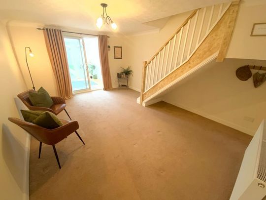 2 bedroom terraced house to rent - Photo 1