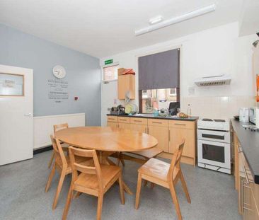 A Captivating Houseshare share for Rent in Leeds Room 6 - Photo 2