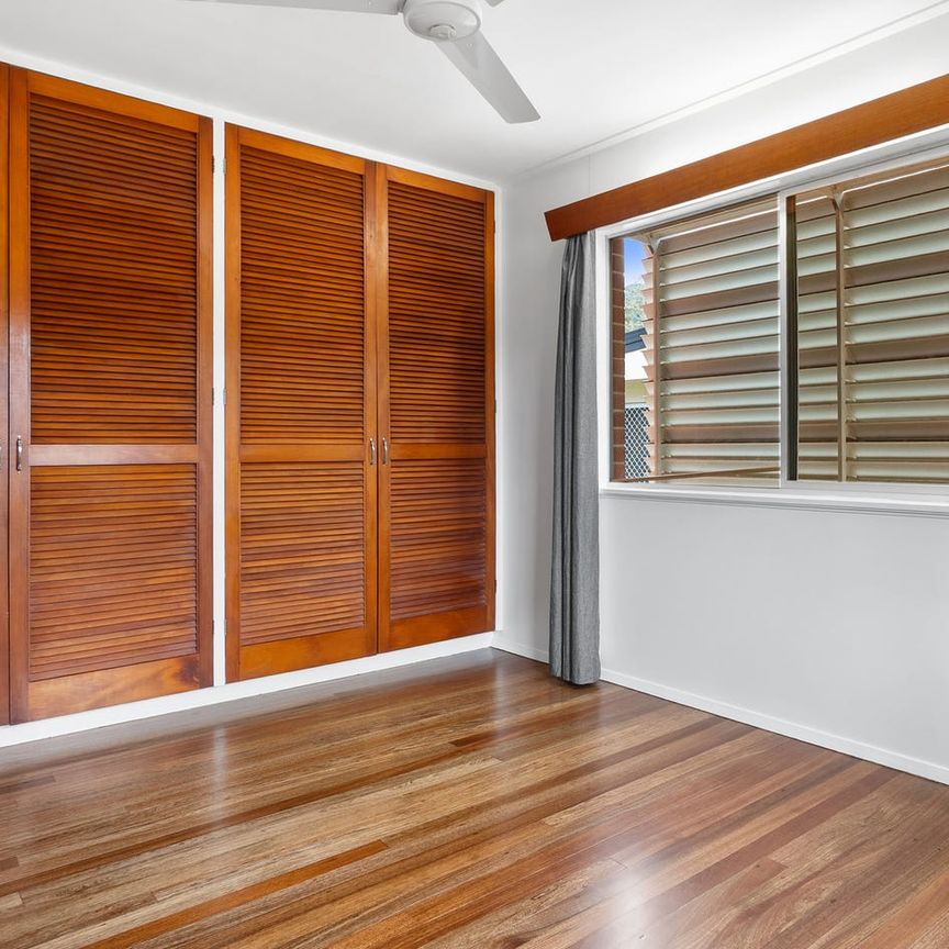 RENT IN PARADISE | EARLVILLE 112 Balaclava Road, Earlville - Photo 1