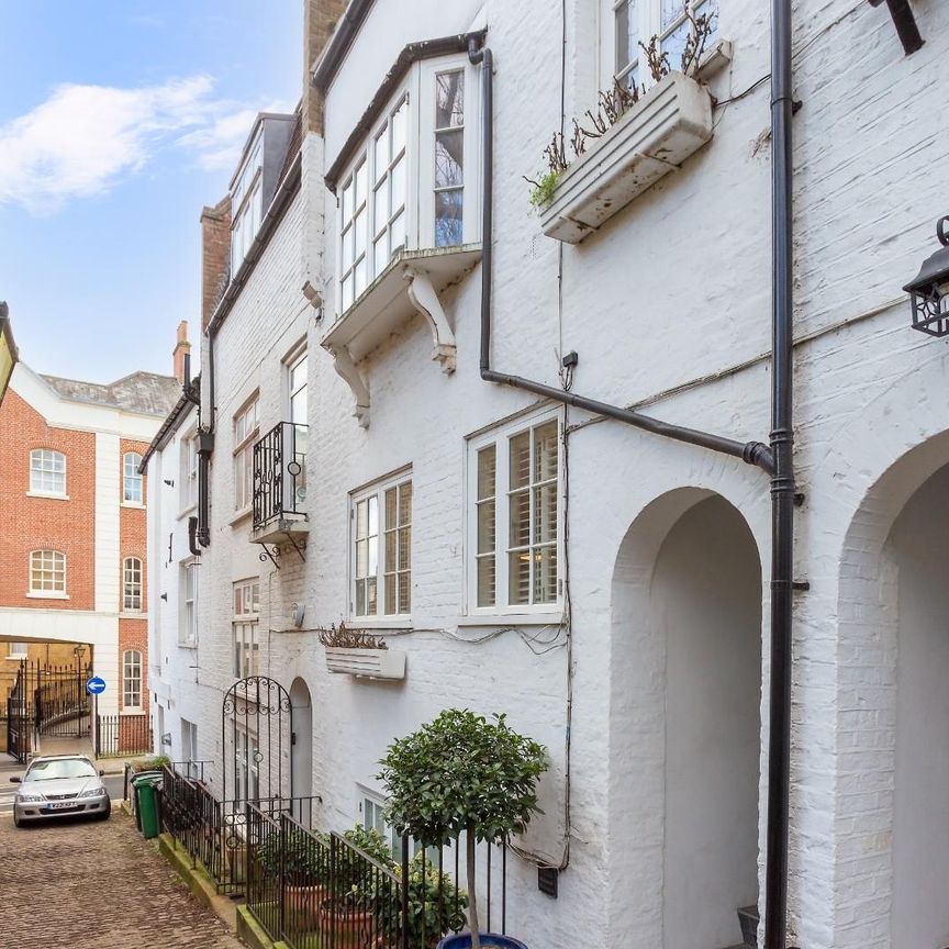 New End, Hampstead, London - Photo 1