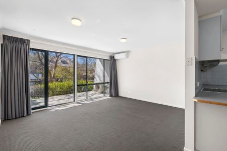 39/10 Ovens Street, Griffith. - Photo 2