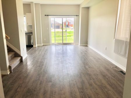 4 Tegan Crt, Odessa, ON K0H 2H0 - Photo 2