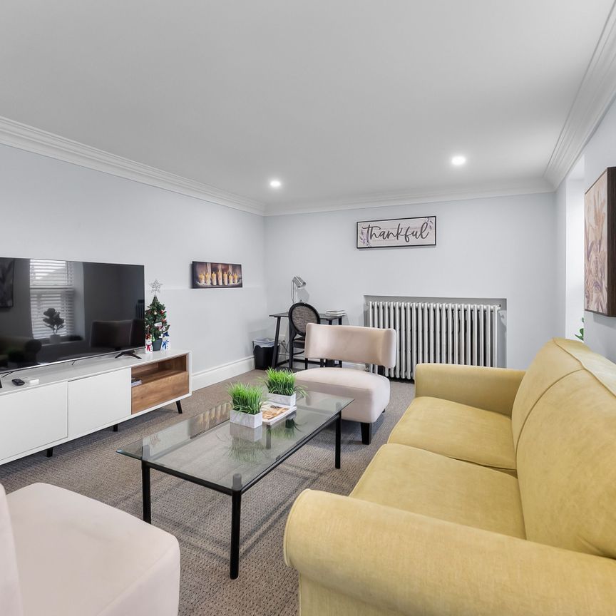 For Lease - 5858 ferry Street Unit# 1, Niagara Falls, Ontario - Photo 1