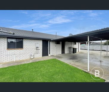 3/4-6 Aminya Avenue, Delacombe, Vic 3356 - Photo 3