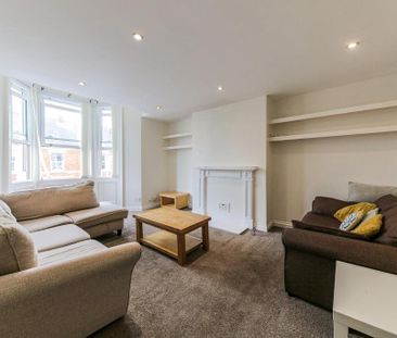 6 bedroom house to rent - Photo 1