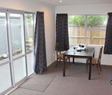 Stylish 3-Bedroom Townhouse for Rent – Your Dream Home Awaits! - Photo 3