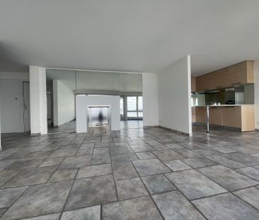 schöne 2.5 Zimmer Wohnung mit traumhafter Seesicht - Foto 2