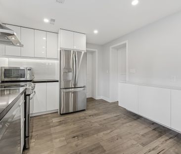 For Lease - 10 Boxwood Road, Toronto, Ontario - Photo 3