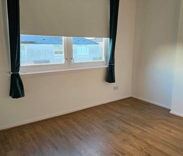 2 Bed End Terrace, Ardgay Place, G32 - Photo 1